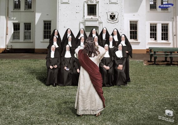 samsung-digital-camera-nuns-original-37610