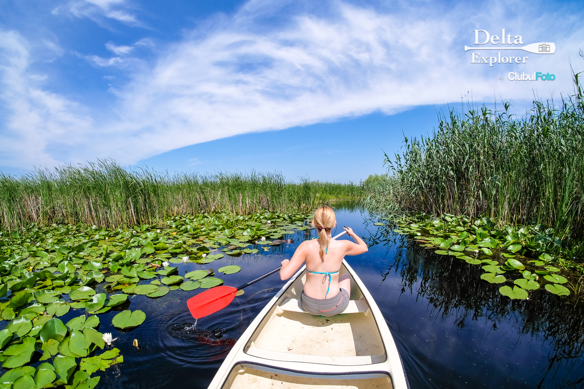 Exploram canalele Deltei in ritmul nostru: cu canoe de doua persoane
